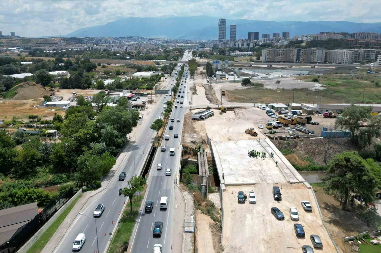 BURSA'NIN MUDANYA İLÇESİ ÇAĞRIŞAN MAHALLESİ SINIRLARINDA BULUNAN MUDANYA BULVARI ÜZERİNDEKİ...