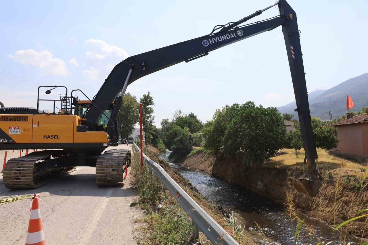 BURSA BÜYÜKŞEHİR BELEDİYESİ BUSKİ GENEL MÜDÜRLÜĞÜ EKİPLERİ, SON 3 AYDA TOPLAM 21 KİLOMETRE...