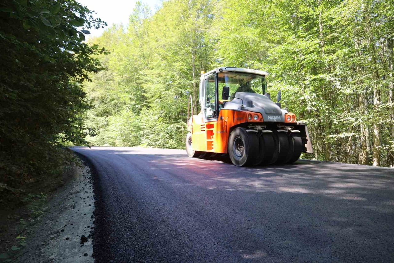 BURSA BÜYÜKŞEHİR BELEDİYESİ, KIRSAL MAHALLELERDE ULAŞIM ALTYAPISINI GÜÇLENDİRME ÇALIŞMALARI...