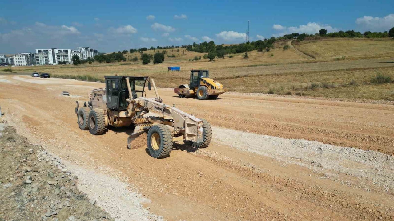 BURSA BÜYÜKŞEHİR BELEDİYESİ, ŞEHRİN ULAŞIM AĞINI GÜÇLENDİRMEK VE ALTERNATİF GÜZERGAHLAR OLUŞTURMAK...