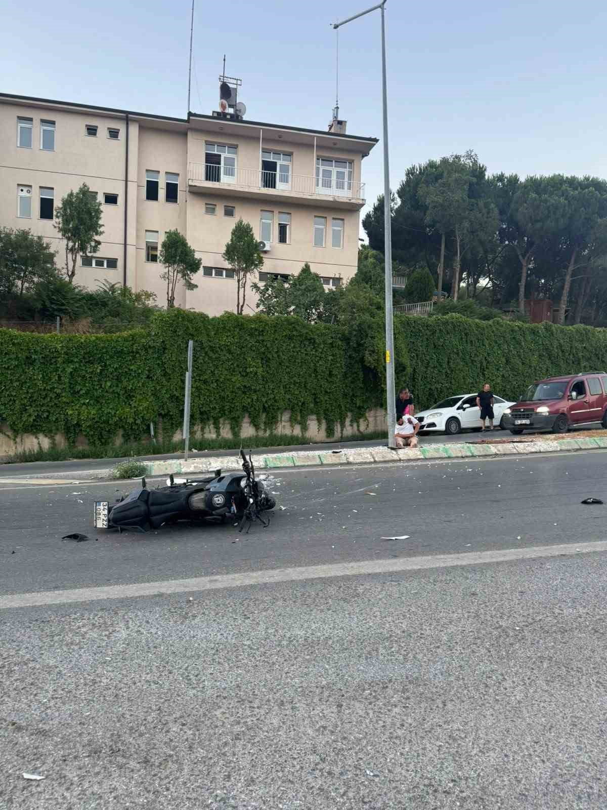 BURSA’NIN GEMLİK İLÇESİNE BAĞLI KUMLA MAHALLESİ’NDE SEYİR HALİNDEKİ MOTOSİKLETİN KONTROLDEN...
