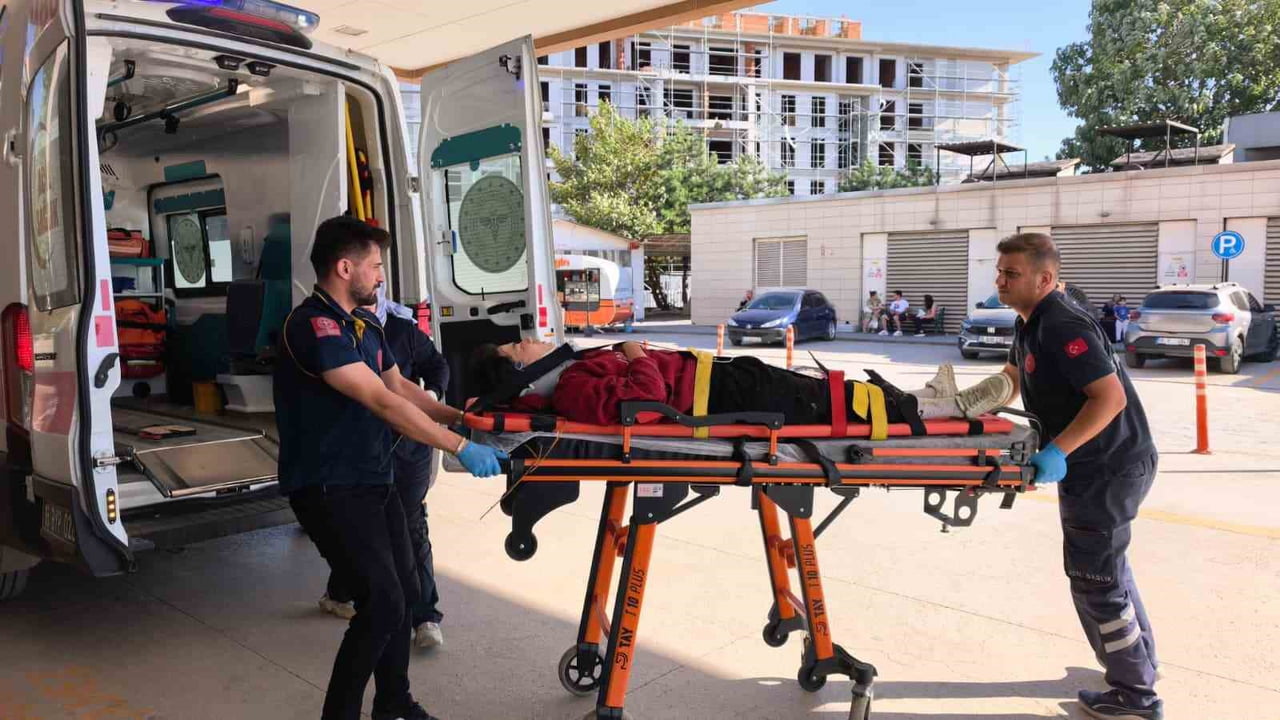 BURSA’NIN İNEGÖL İLÇESİNDE KONTROLDEN ÇIKAN MOTOSİKLETİN DERE YATAĞINA UÇTUĞU KAZADA SÜRÜCÜ...