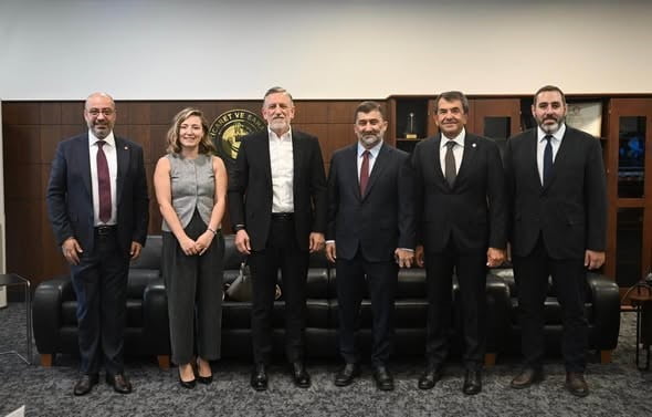 BURSA TİCARET VE SANAYİ ODASI'NDA (BTSO), VATANJET YÖNETİCİLERİ İLE GERÇEKLEŞTİRİLEN TOPLANTIDA...