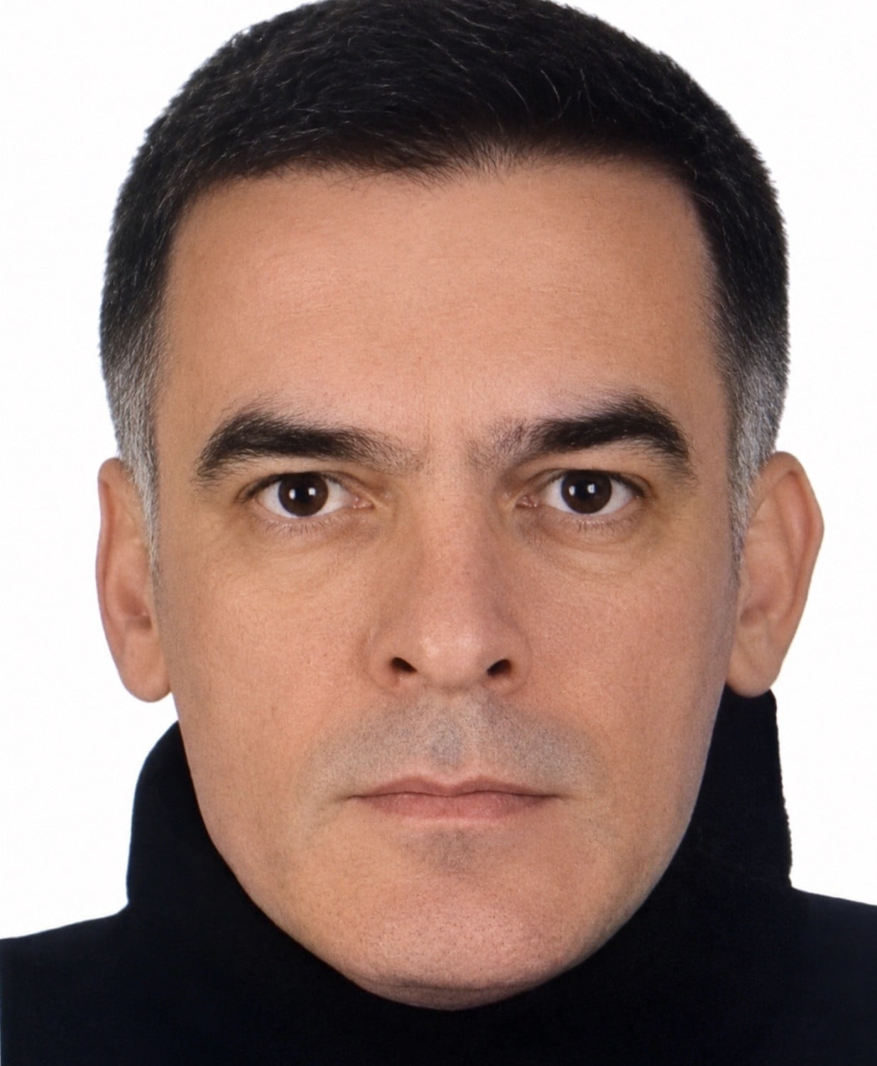 CAHİT ŞANLI (54) CAMİ AVLUSUNDA ÖLÜ BULUNDU.