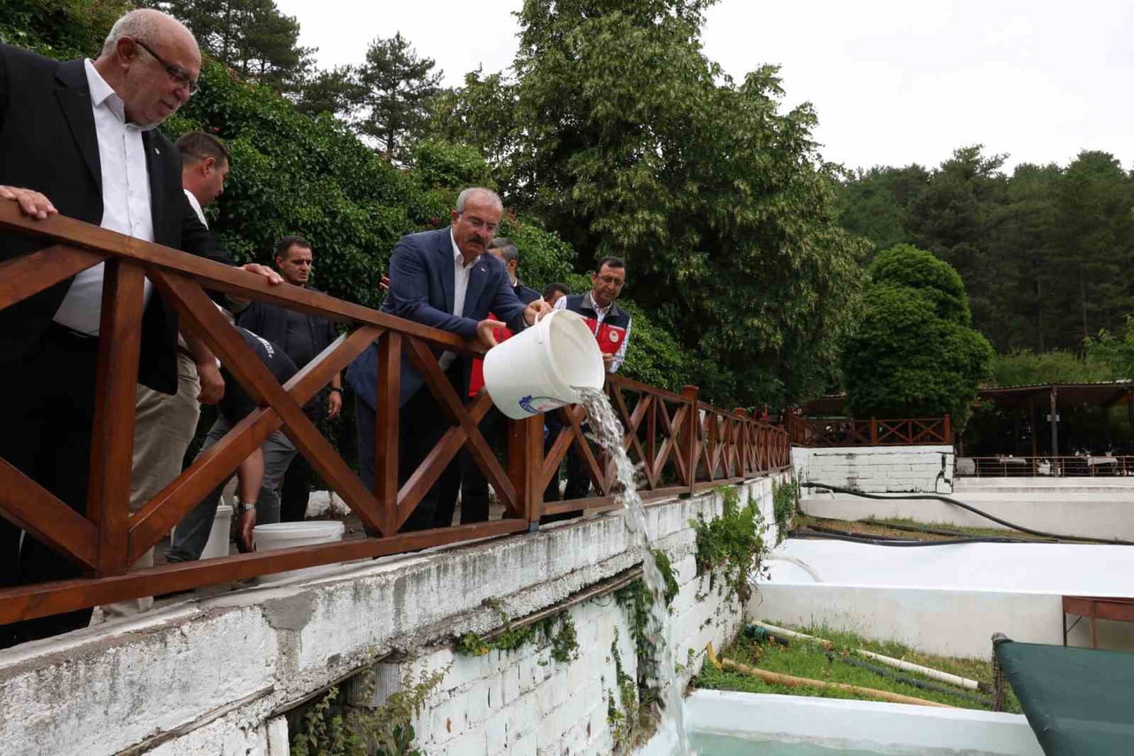 ÇANAKKALE'DE 'SU KAYNAKLARININ BALIKLANDIRILMASI PROJESİ' ÇERÇEVESİNDE AYAZMA DERESİ’NE 50 BİN...