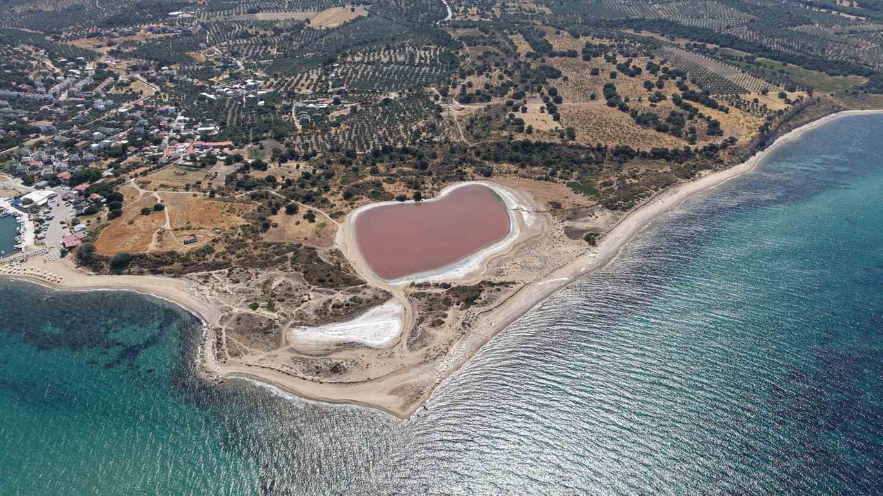 ÇANAKKALE'DE ALEXANDRİA TROAS ANTİK KENTİ'NİN 2 BİN YILLIK İÇ LİMANI ZAMANLA DENİZLE BAĞLANTISI...