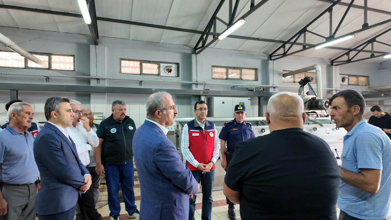 ÇANAKKALE VALİSİ DOÇ. DR. ÖMER TORAMAN, S.S. PITIRELİ KÖYÜ TARIMSAL KALKINMA KOOPERATİFİ ZİYARET...