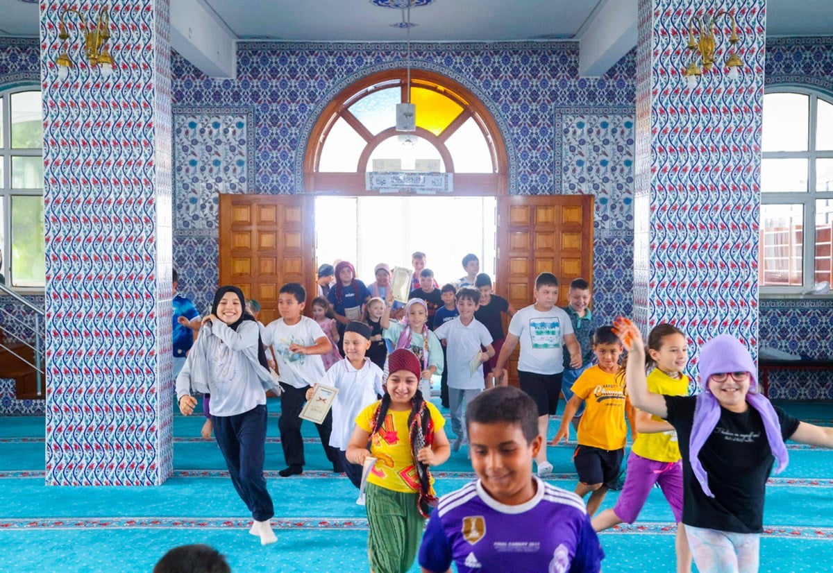 CANİK BELEDİYESİ'NİN YAZ TATİLİ DÖNEMİNDE SÜRDÜRDÜĞÜ PROJELER KAPSAMINDA ÇOCUKLAR, GENÇLER VE...