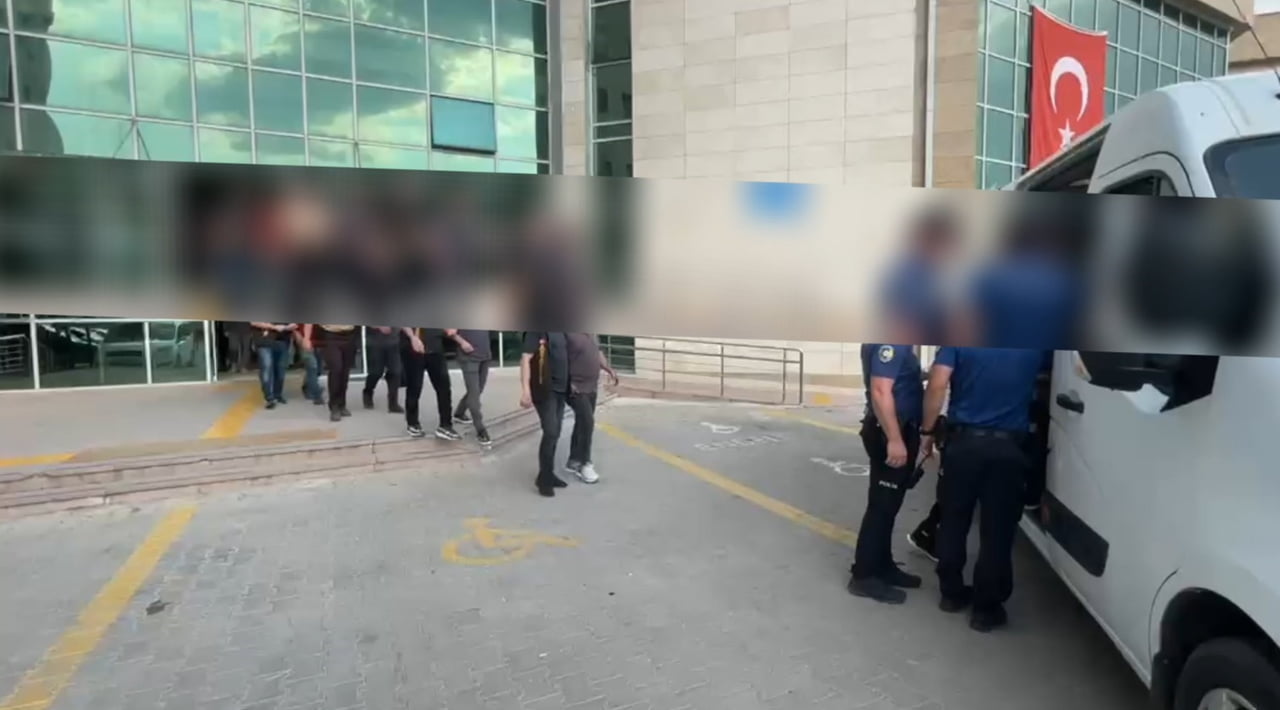 ÇANKIRI’DA POLİS EKİPLERİ TARAFINDAN DÜZENLENEN OPERASYONLARDA ÇEŞİTLİ ARANAN 8 ŞAHISTAN 7’Sİ...