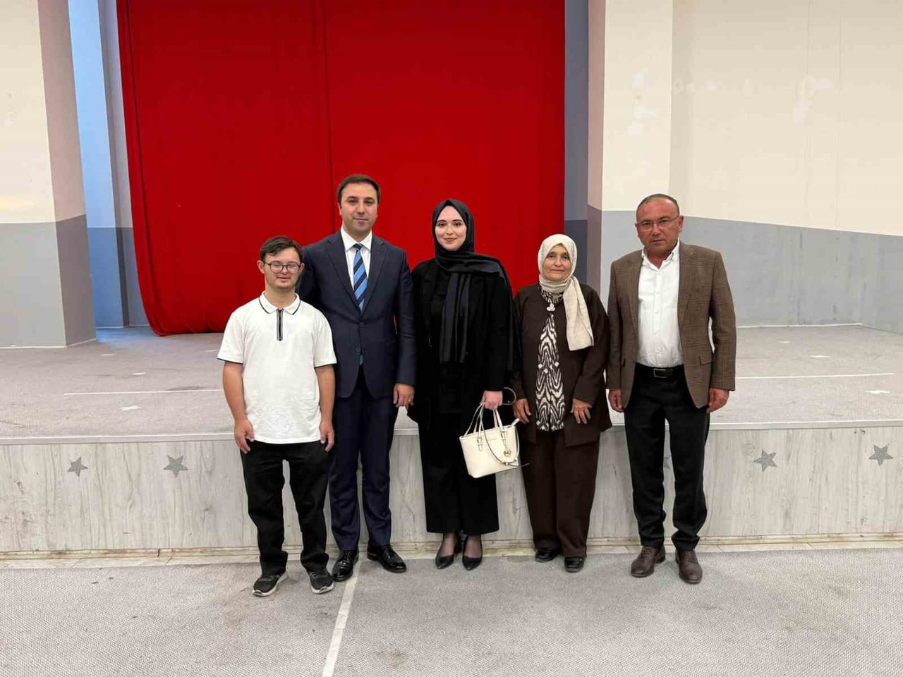 ÇAVDARHİSAR KAYMAKAMI MURAT AK’A VEDA PROGRAMI DÜZENLENDİ