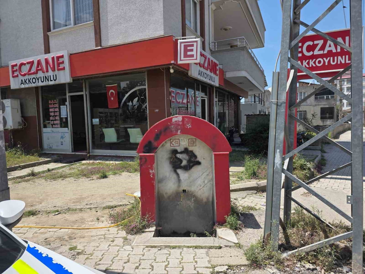 ÇEŞMENİN ESKİ HALİ