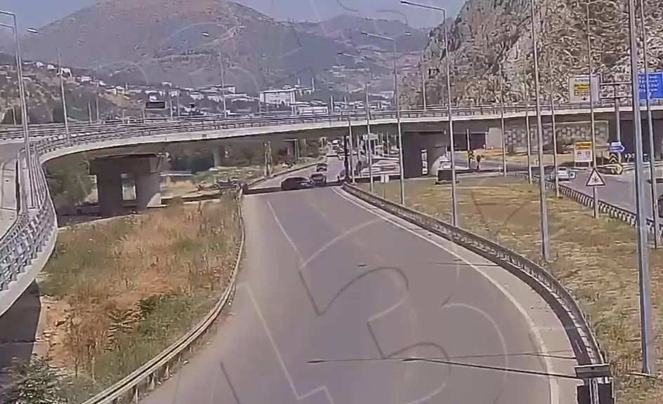 ÇEVREDEKİ KGYS KAMERASINA YANSIYAN KAZAYLA İLGİLİ İNCELEME BAŞLATILDI.