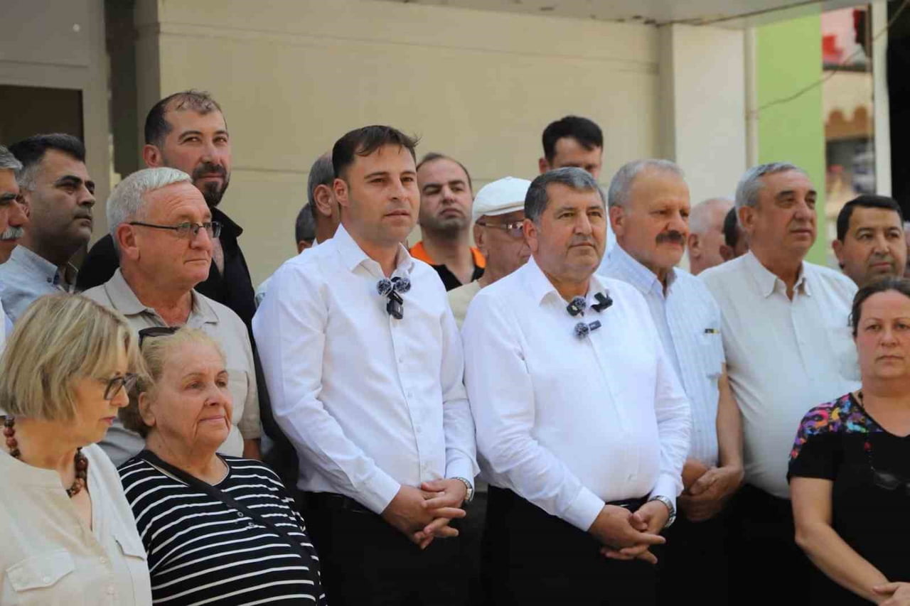 CHP BAYINDIR İLÇE BAŞKANI ARİF UYGUNER, BAYINDIR BELEDİYE BAŞKANI DAVUT SAKARSU, BELEDİYE MECLİS...