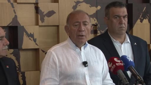 CHP İstanbul İl Başkanı Tekin "paralı figüran" iddialarını yalanladı: "Şeytanın aklına gelmeyecek...