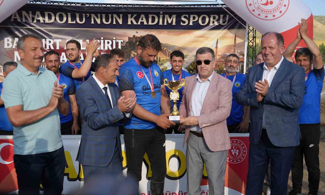 CİRİT FİNALİNDE GERİ DÖNÜŞ: 7 PUAN GERİDEN GELDİ, YARIM PUAN FARKLA BAYBURT ŞAMPİYONU...