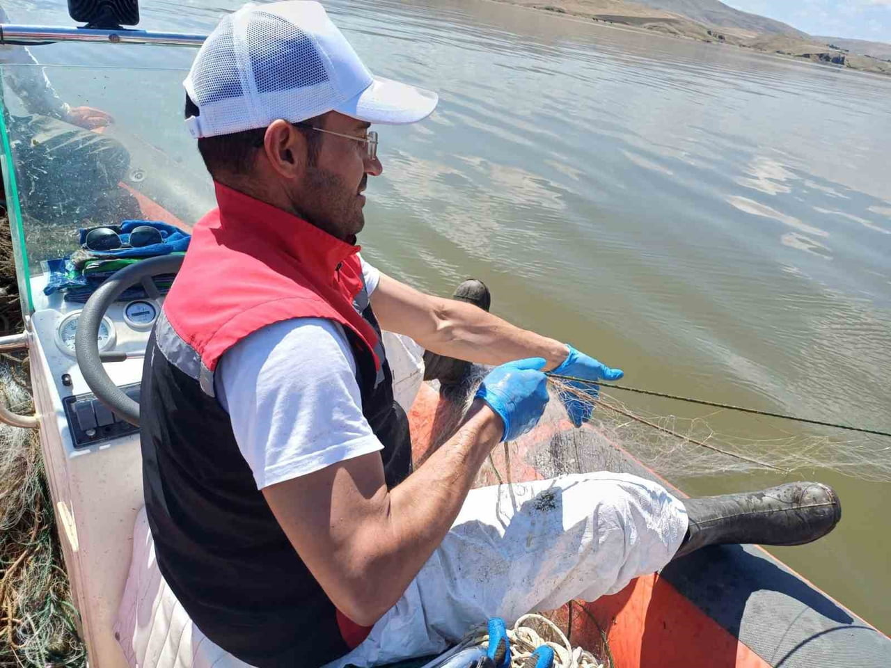 ÇORUM’DA İL TARIM VE ORMAN MÜDÜRLÜĞÜ EKİPLERİNCE GERÇEKLEŞTİRİLEN SU ÜRÜNLERİ DENETİMLERİNDE, YASA...