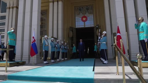 İletişim Başkanlığı: "Cumhurbaşkanı Erdoğan’ın Slovakya Cumhurbaşkanı Peter Pellegrini ile...