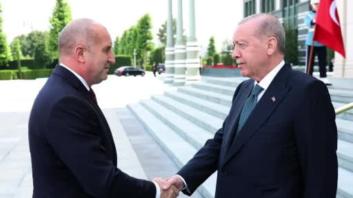 Cumhurbaşkanı Recep Tayyip Erdoğan, Bulgaristan Başbakanı Rumen Radev'i kabul etti