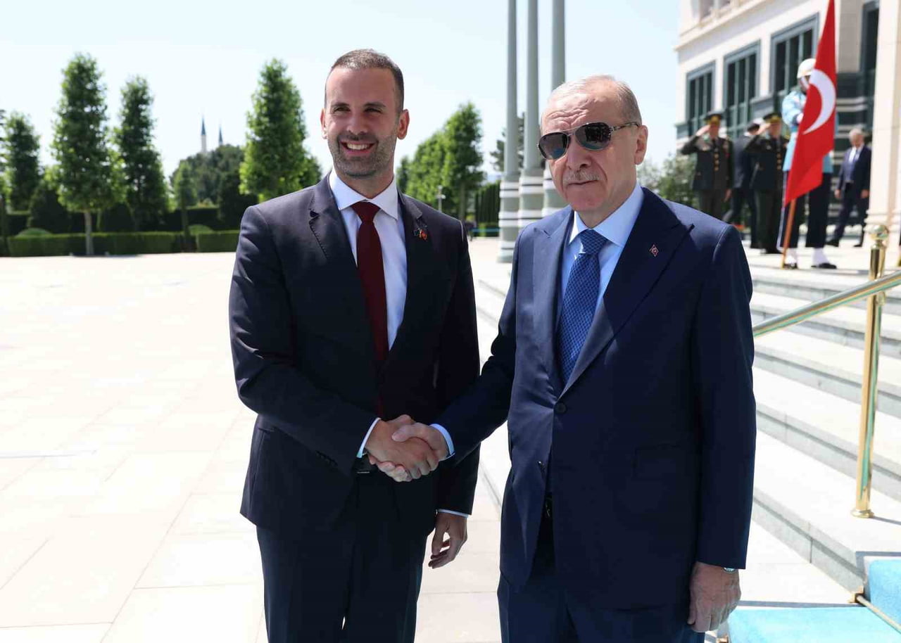 CUMHURBAŞKANI RECEP TAYYİP ERDOĞAN, KARADAĞ BAŞBAKANI MİLOJKO SPAJİC'İ KABUL ETTİ