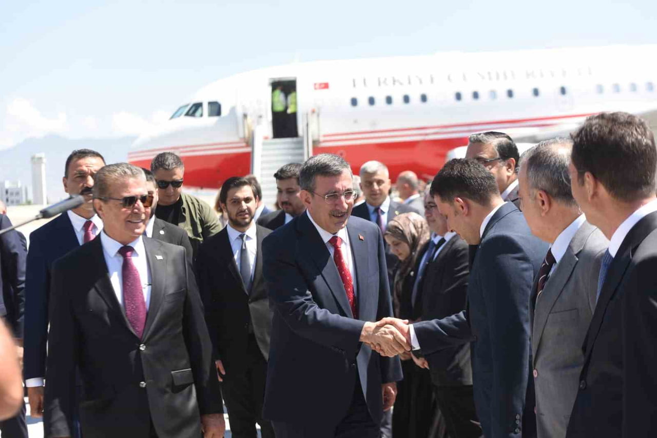 CUMHURBAŞKANI YARDIMCISI CEVDET YILMAZ, ÇEŞİTLİ TEMASLARDA BULUNMAK ÜZERE KUZEY KIBRIS TÜRK...