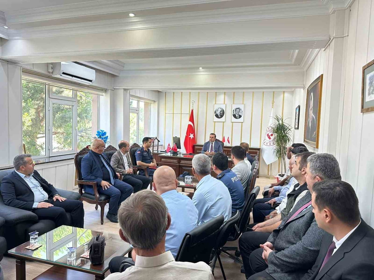 CUMHURBAŞKANLIĞI KARARNAMESİ İLE BİLECİK'İN OSMANELİ İLÇE KAYMAKAMLIĞI GÖREVİNE ATANAN TAHİR...
