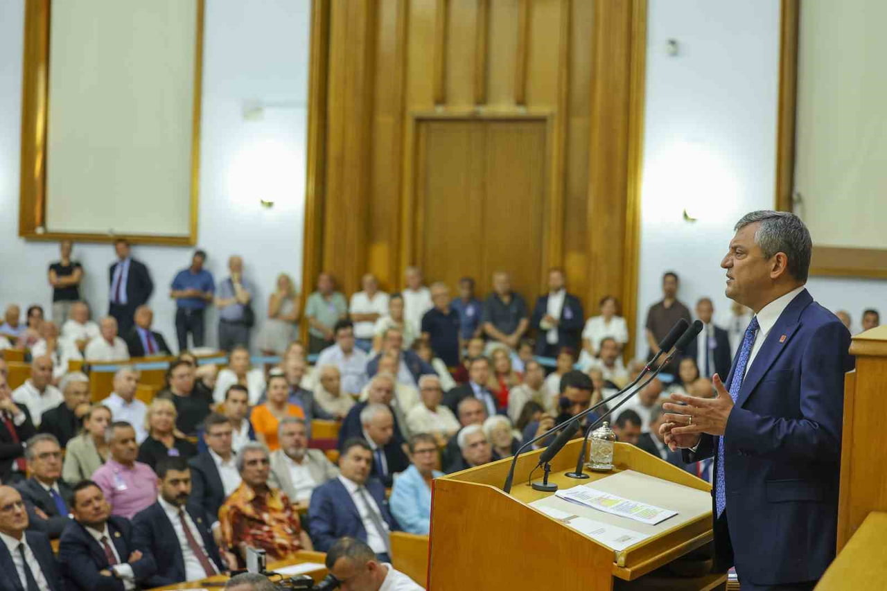 CUMHURİYET HALK PARTİSİ(CHP) GRUP BAŞKANI ÖZGÜR ÖZEL, KEMAL KILIÇDAROĞLU'NA SEÇİM ÇAĞRISINDA...
