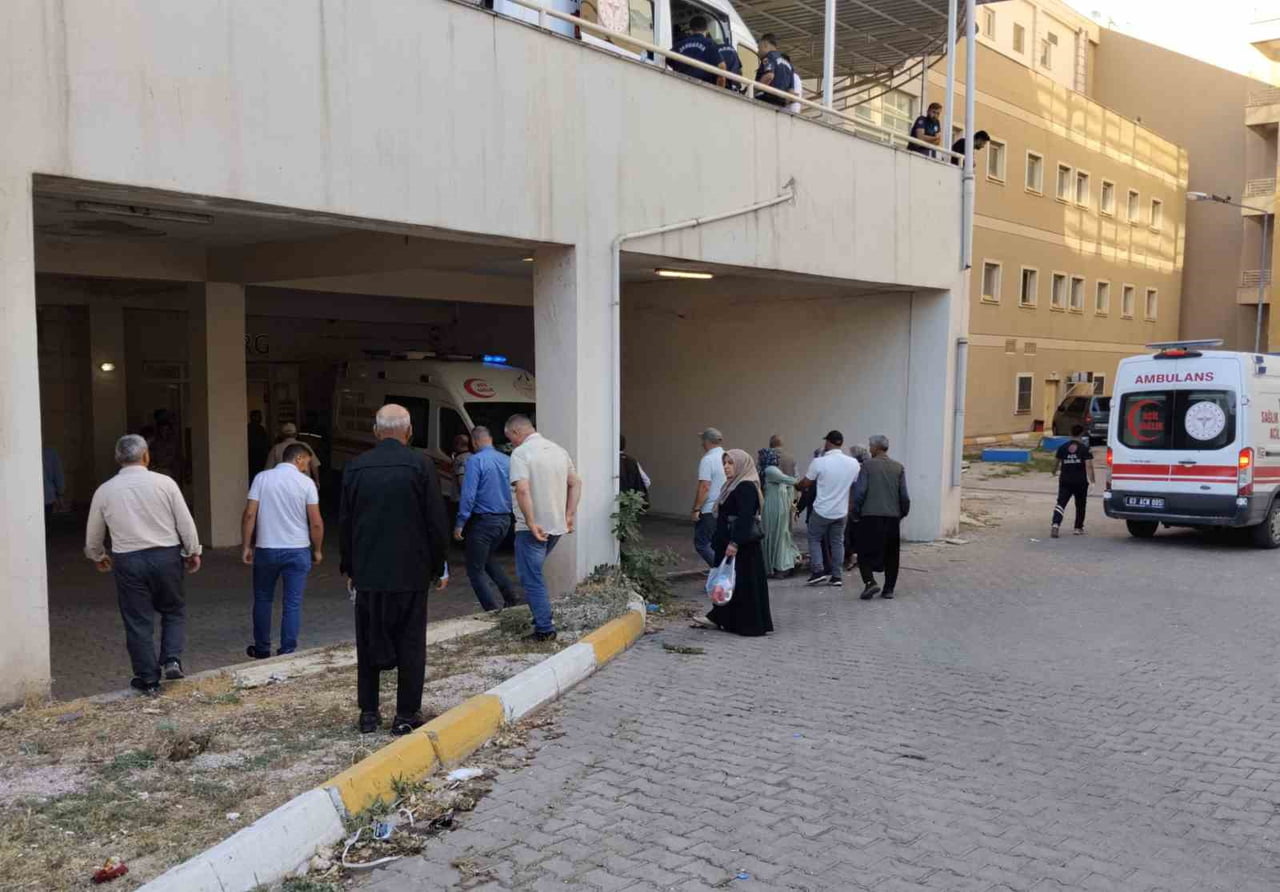 DALGIÇ POLİSLER TARAFINDAN SUDAN ÇIKARILAN CESETLER, YAPILAN İNCELEMELERİN ARDINDAN SİVEREK DEVLET...