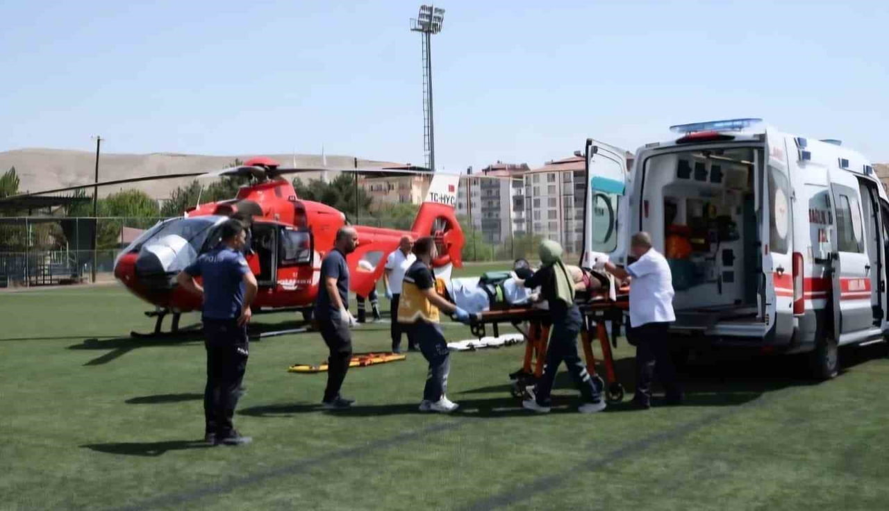 DARENDE'DE YARALANAN ÇOCUK HAVA AMBULANSIYLA MALATYA'YA SEVK EDİLDİ