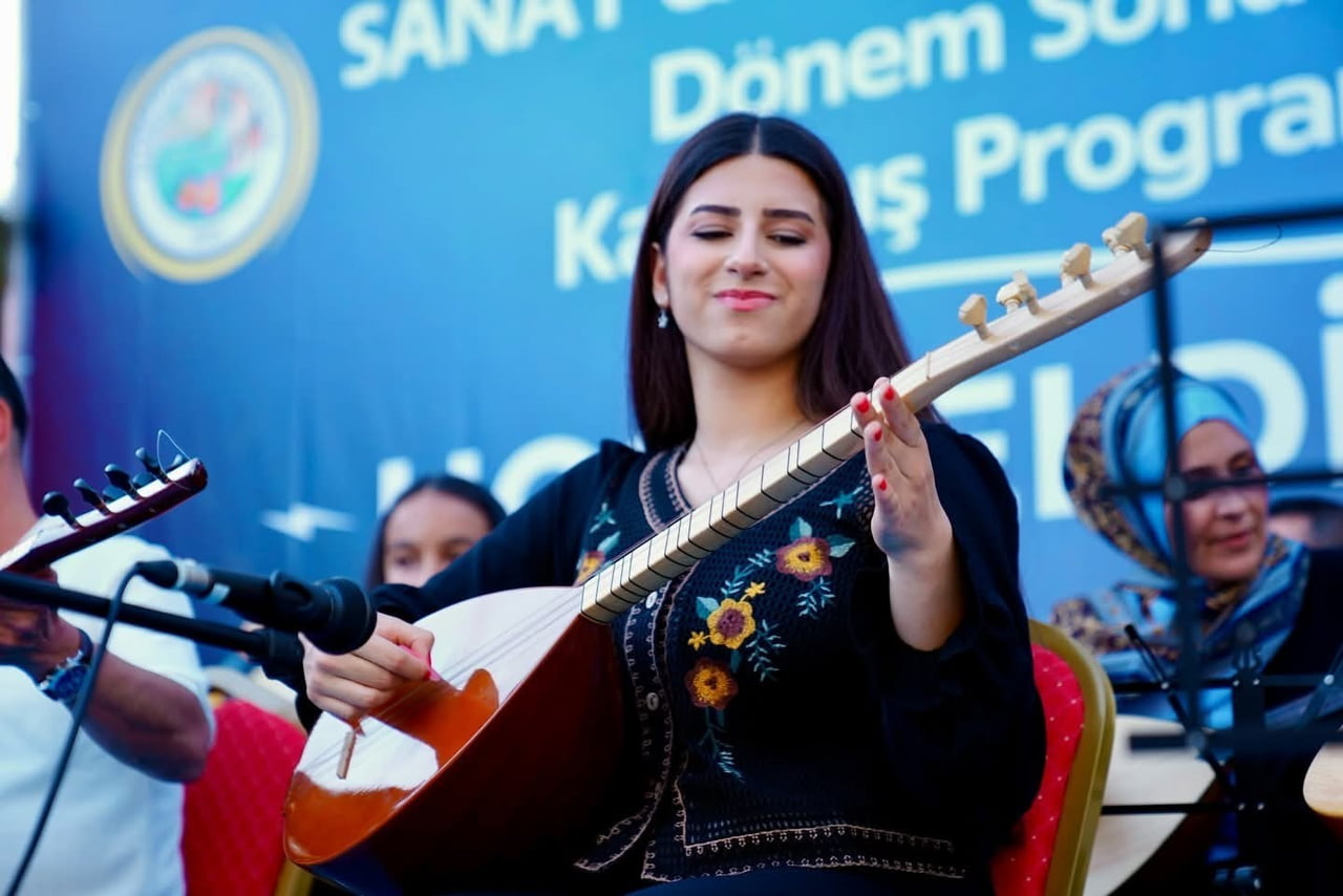 DARENDE BELEDİYESİ SANAT VE EĞİTİM ATÖLYESİ'NDE DÖNEM SONU HEYECANI