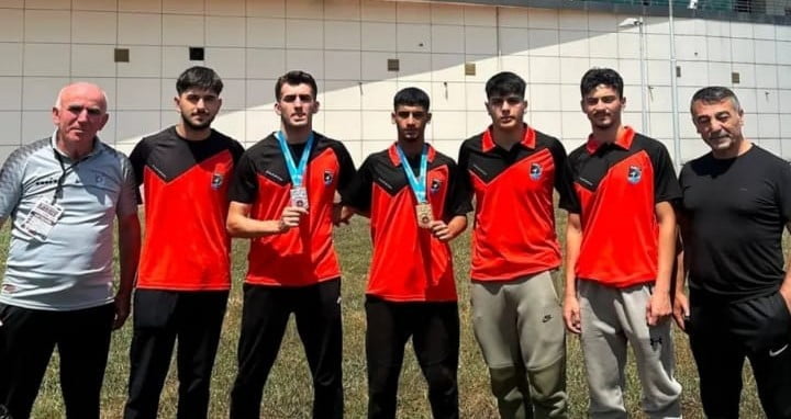 DARICA BELEDİYESİ EĞİTİM SPOR KULÜBÜ SPORCULARI, SAMSUN'DA GERÇEKLEŞTİRİLEN U-21 TÜRKİYE KARATE...