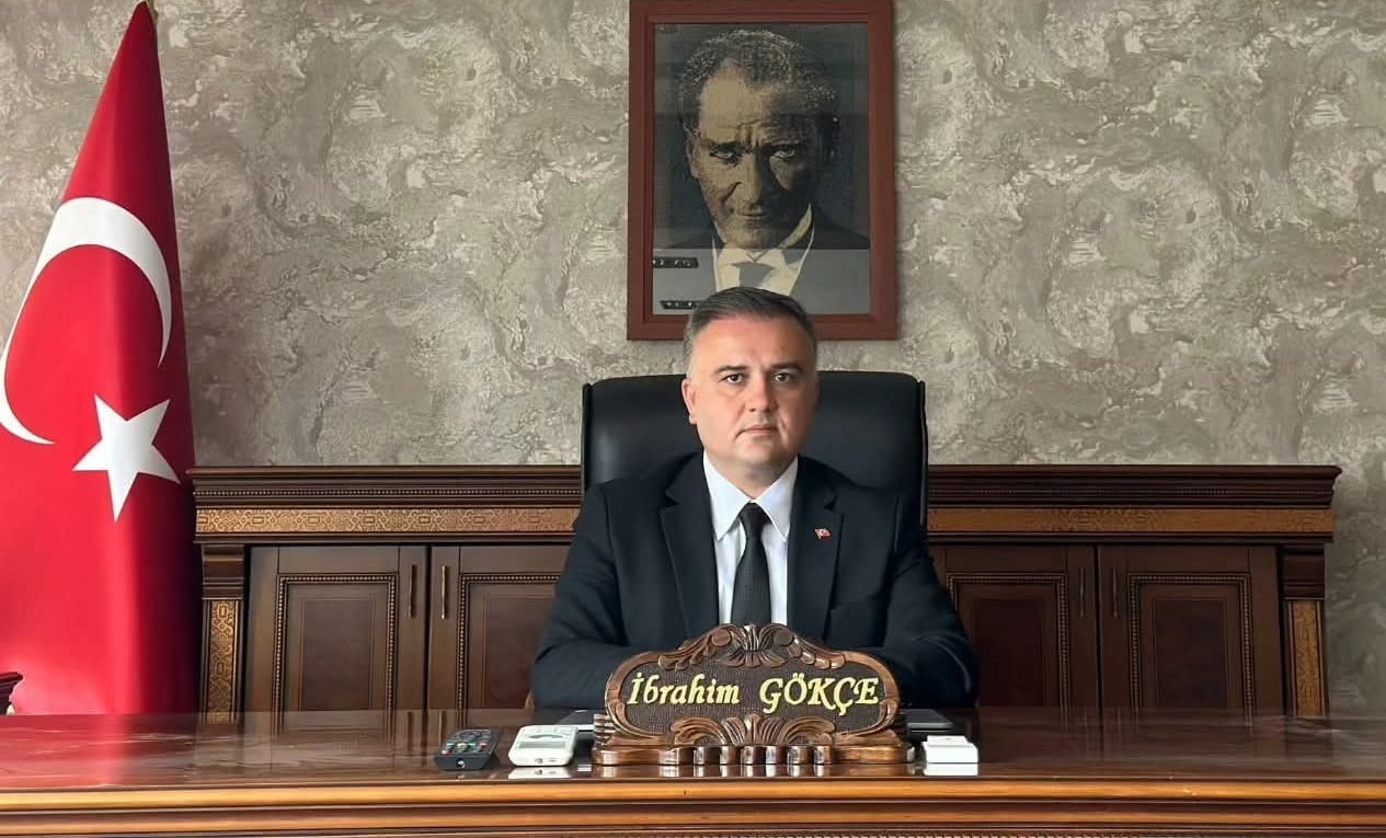 DENİZLİ'NİN KALE İLÇESİNDE GÖREV YAPAN KAYMAKAM BURAK GÜRBÜZ'ÜN HAKKARİ VALİ YARDIMCILIĞI GÖREVİNE...