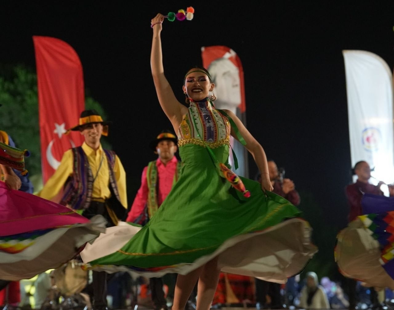 DENİZLİ BÜYÜKŞEHİR BELEDİYESİ TARAFINDAN DÜZENLENEN 20. ULUSLARARASI HALK DANSLARI FESTİVALİ...
