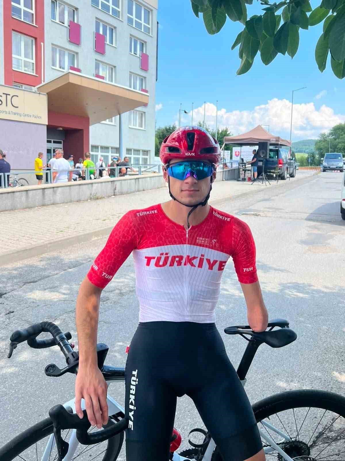 DENİZLİLİ MİLLİ PARA-BİSİKLET SPORCUSU MEHMET KESKİN, SLOVAKYA’NIN PCHOV KENTİNDE DÜZENLENEN 29....