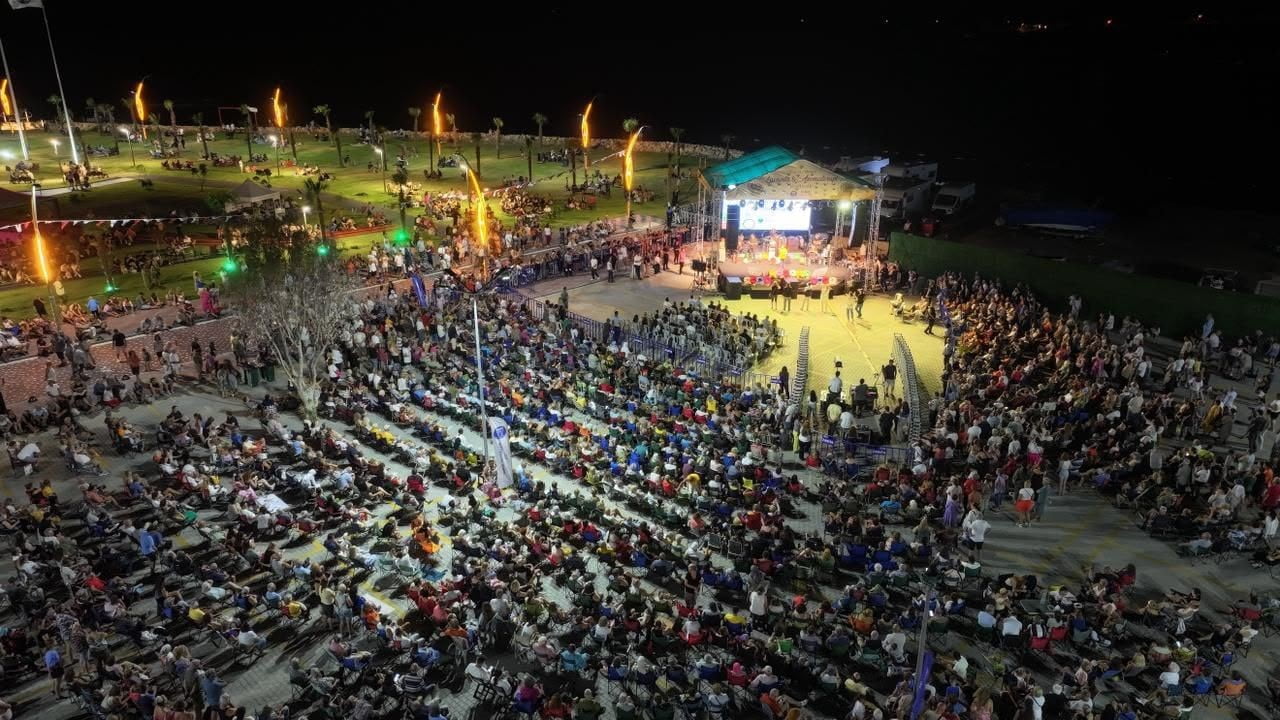DİDİM'DE LAVANTA FESTİVALİ, SUZAN KARDEŞ KONSERİYLE BAŞLADI