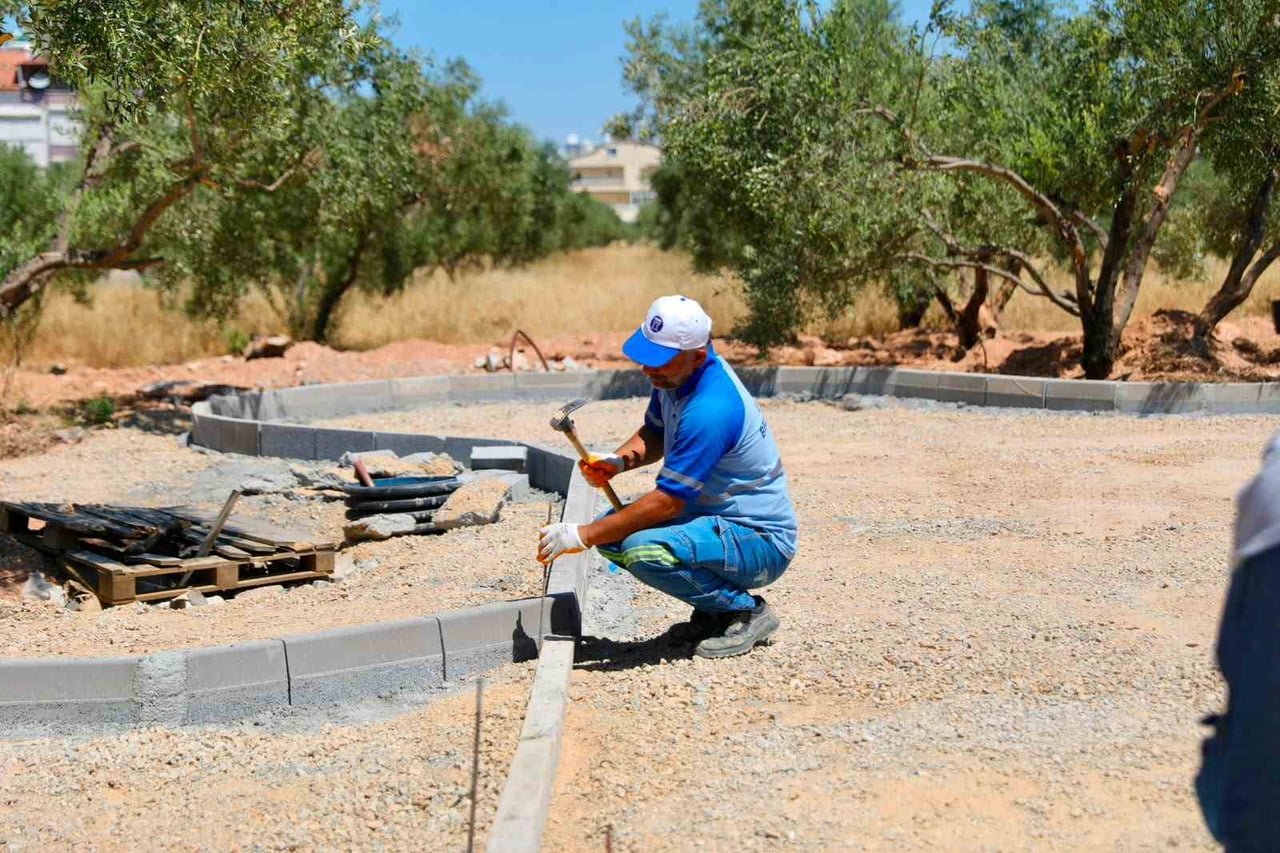 DİDİM BELEDİYE BAŞKANI HATİCE GENÇAY'IN SEÇİM DÖNEMİNDE KAMUOYUYLA PAYLAŞTIĞI PROJELER ARASINDA...