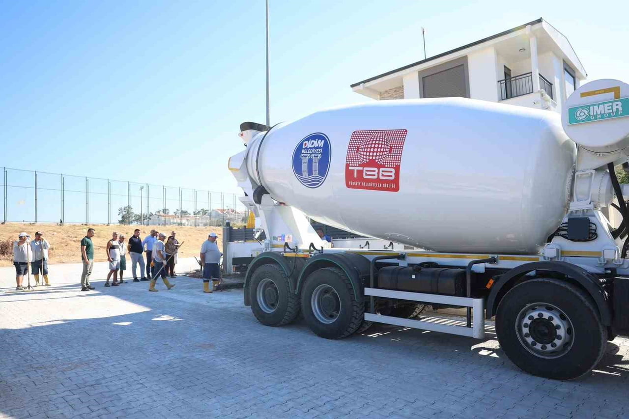 DİDİM BELEDİYESİ, HİZMET KAPASİTESİNİ GÜÇLENDİRMEYE YÖNELİK YATIRIMLARINI SÜRDÜRÜYOR. BELEDİYE...