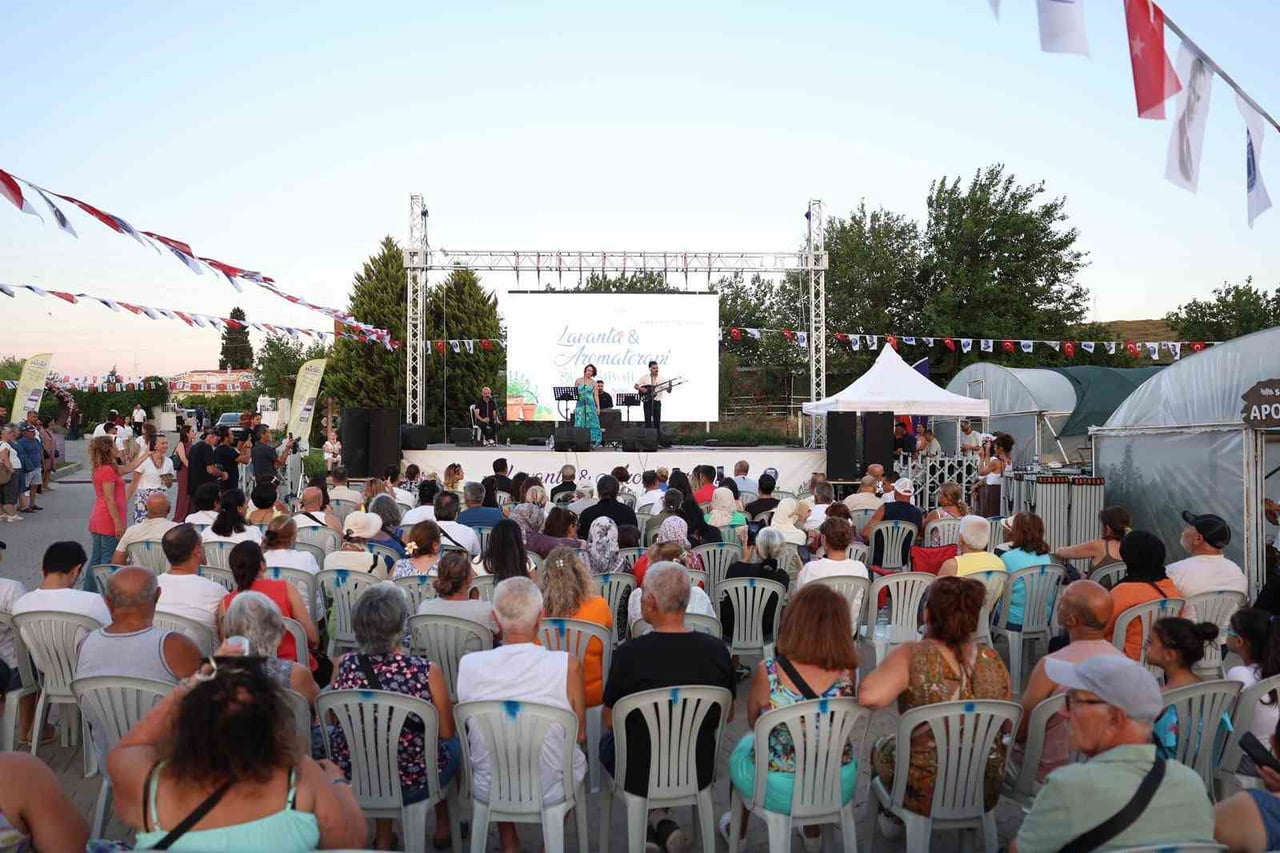 DİDİM BELEDİYESİ TARAFINDAN DÜZENLENEN VE SEVİLEN SANATÇI SUZAN KARDEŞ’İN KONSERİYLE BAŞLANGIÇ...