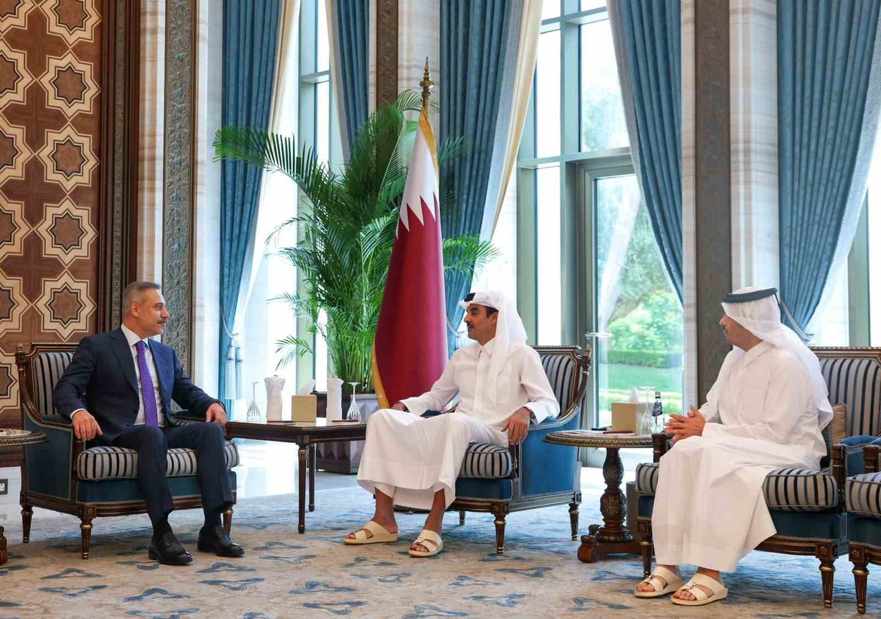 DIŞİŞLERİ BAKANI HAKAN FİDAN, DOHA TEMASLARI KAPSAMINDA KATAR EMİRİ ŞEYH TAMİM BİN HAMAD AL THANİ...