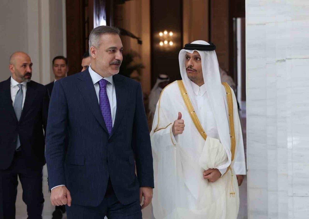 DIŞİŞLERİ BAKANI HAKAN FİDAN, DOHA’YA GERÇEKLEŞTİRDİĞİ RESMİ ZİYARET KAPSAMINDA KATAR BAŞBAKANI VE...