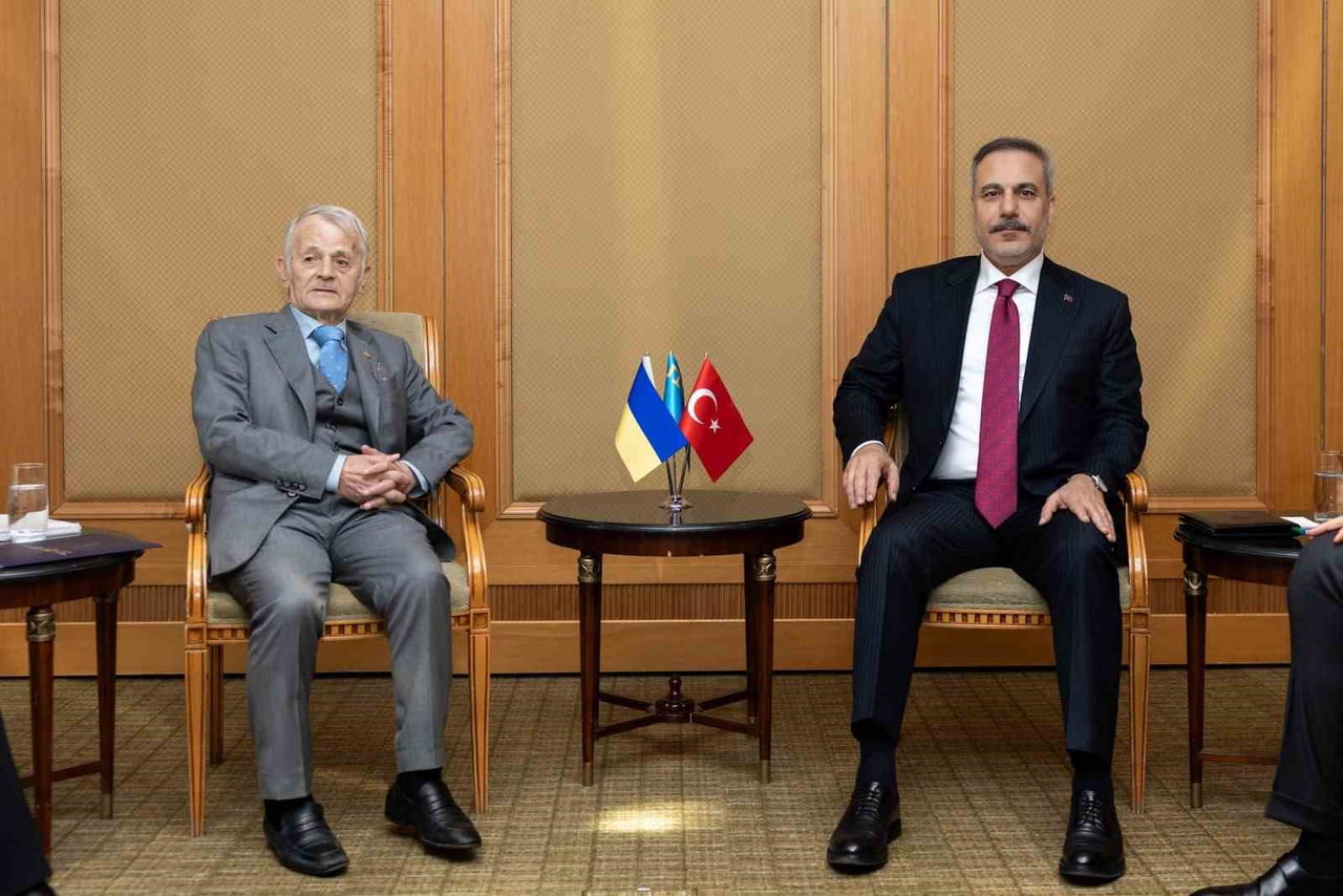 DIŞİŞLERİ BAKANI HAKAN FİDAN, RESMİ ZİYARET KAPSAMINDA BULUNDUĞU UKRAYNA'NIN BAŞKENTİ KİEV'DEKİ...