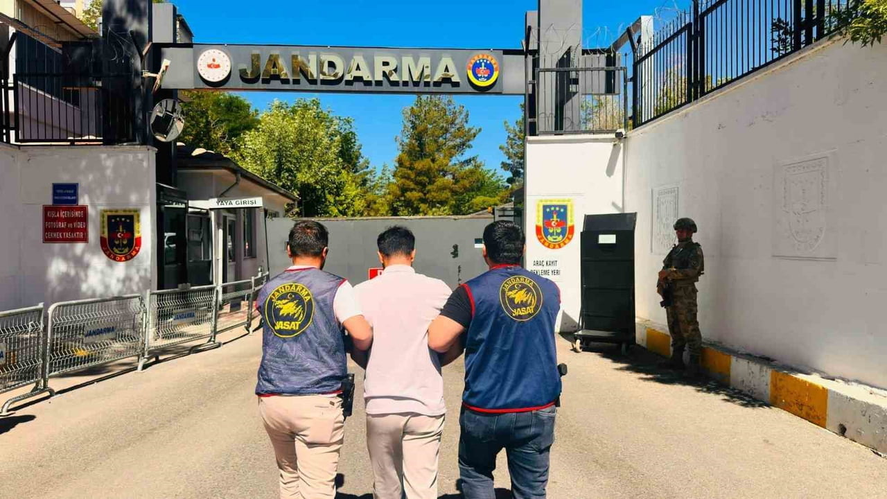 DİYARBAKIR'DA FARKLI SUÇLARDAN ARANMASI BULUNAN 137 ŞAHIS YAKALANDI.
