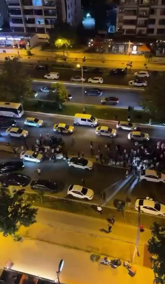 DİYARBAKIR'DA İKİ OTOMOBİLİN ÇARPIŞMASI SONUCU MEYDANA GELEN TRAFİK KAZASINDA 2 KİŞİ...