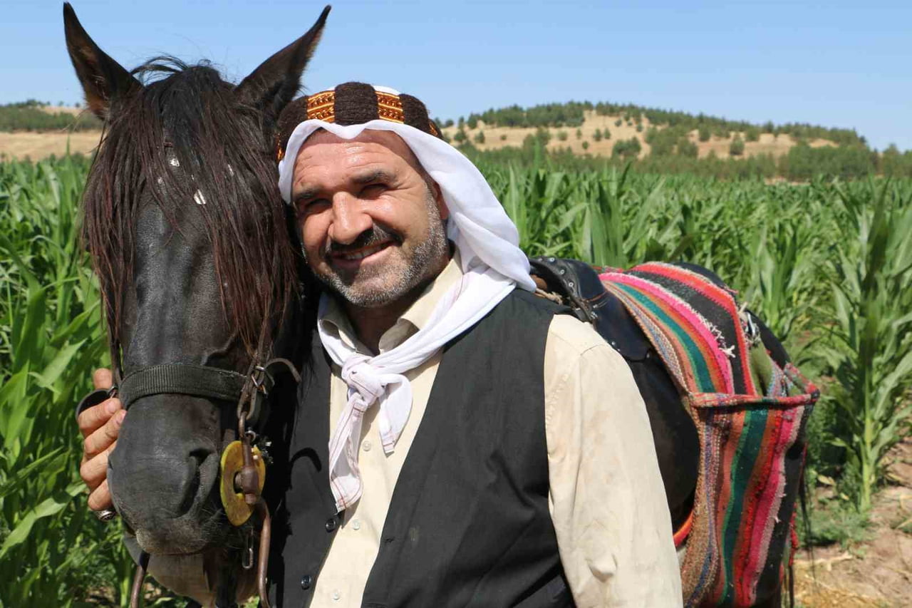 DİYARBAKIR'DA YAŞAYAN 55 YAŞINDAKİ "BUZCU BABA" LAKAPLI AHMET AKDEMİR, 46 YILDIR ATÖLYESİNDE...