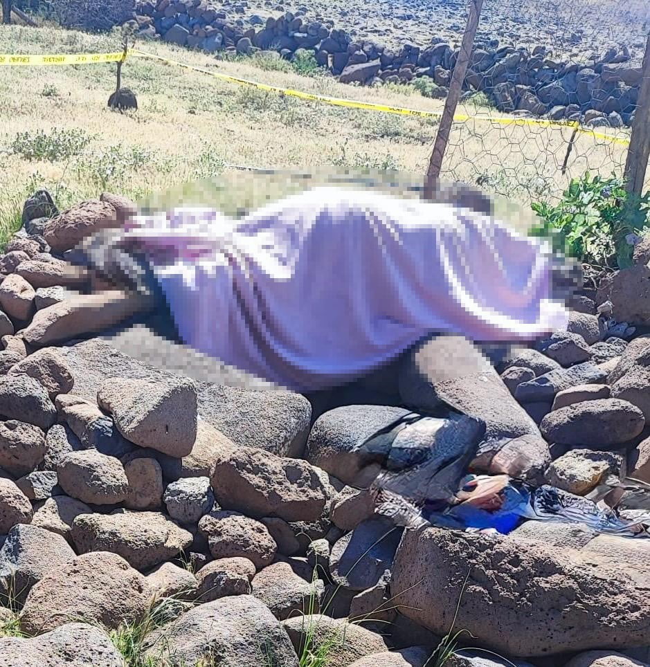 DİYARBAKIR'IN ÇERMİK İLÇESİNDE SU KUYUSUNA DÜŞEN CUMA ASLAN (55) HAYATINI KAYBETTİ.