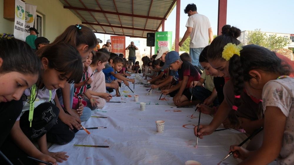 DİYARBAKIR BÜYÜKŞEHİR BELEDİYESİ ARAM TİGRAN KENT KONSERVATUVARI TARAFINDAN YÜRÜTÜLEN GEZİCİ MÜZİK...