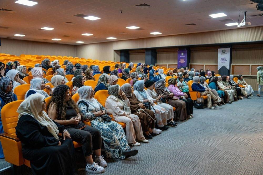 DİYARBAKIR BÜYÜKŞEHİR BELEDİYESİNE BAĞLI KADIN YAŞAM MERKEZLERİNDEKİ TEKSTİL VE MODA TASARIMI...