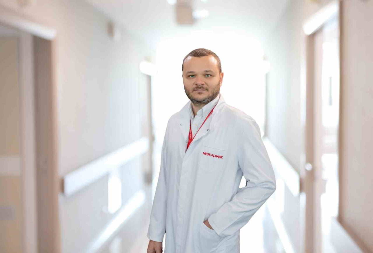DOÇ. DR. SİNAN SÖZÜTOK