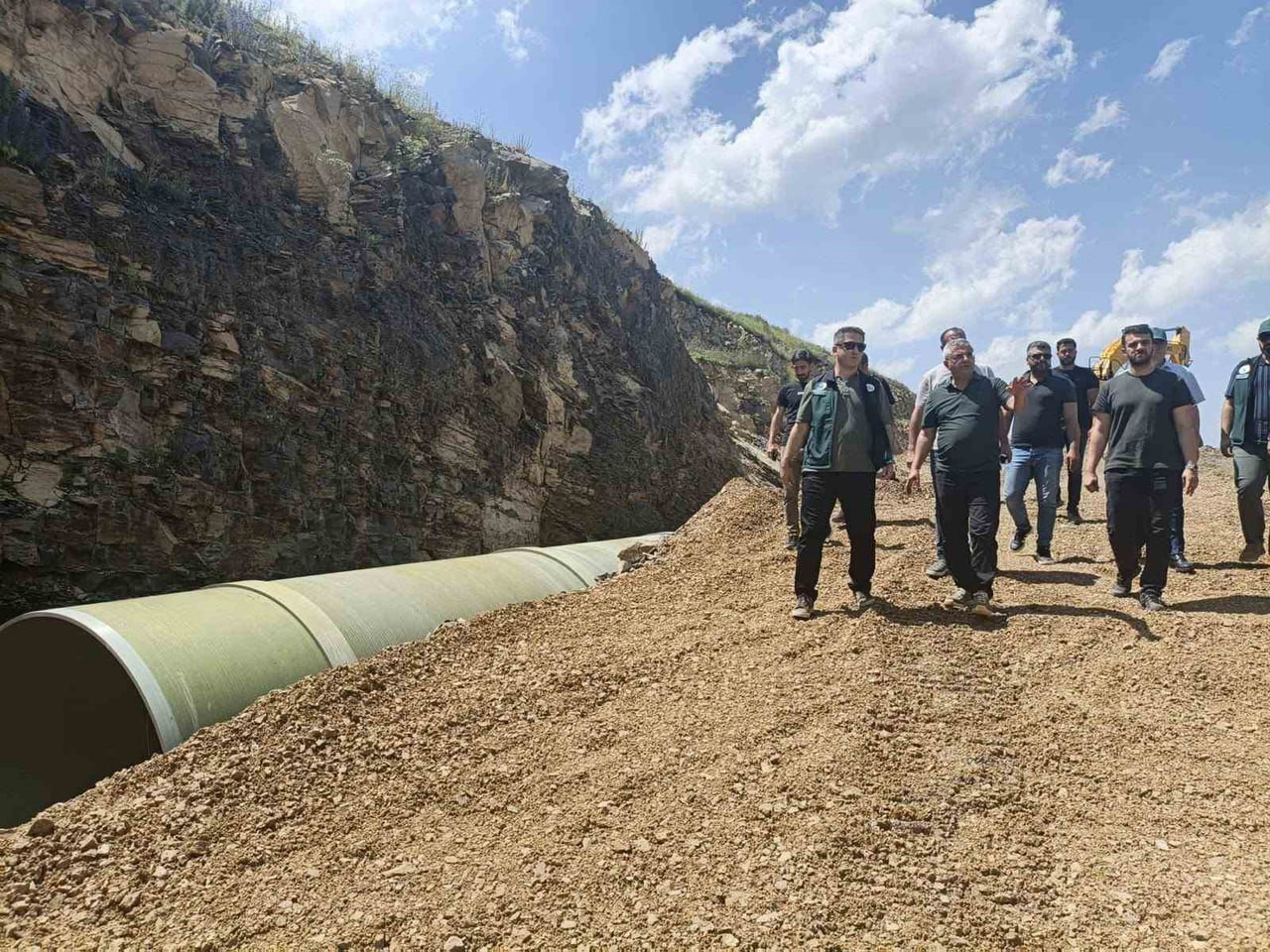 DSİ BÖLGE MÜDÜRÜ SERDAR KOTAN KARS'TAKİ SULAMA YATIRIMLARINI YERİNDE İNCELEDİ(KARS-İHA)