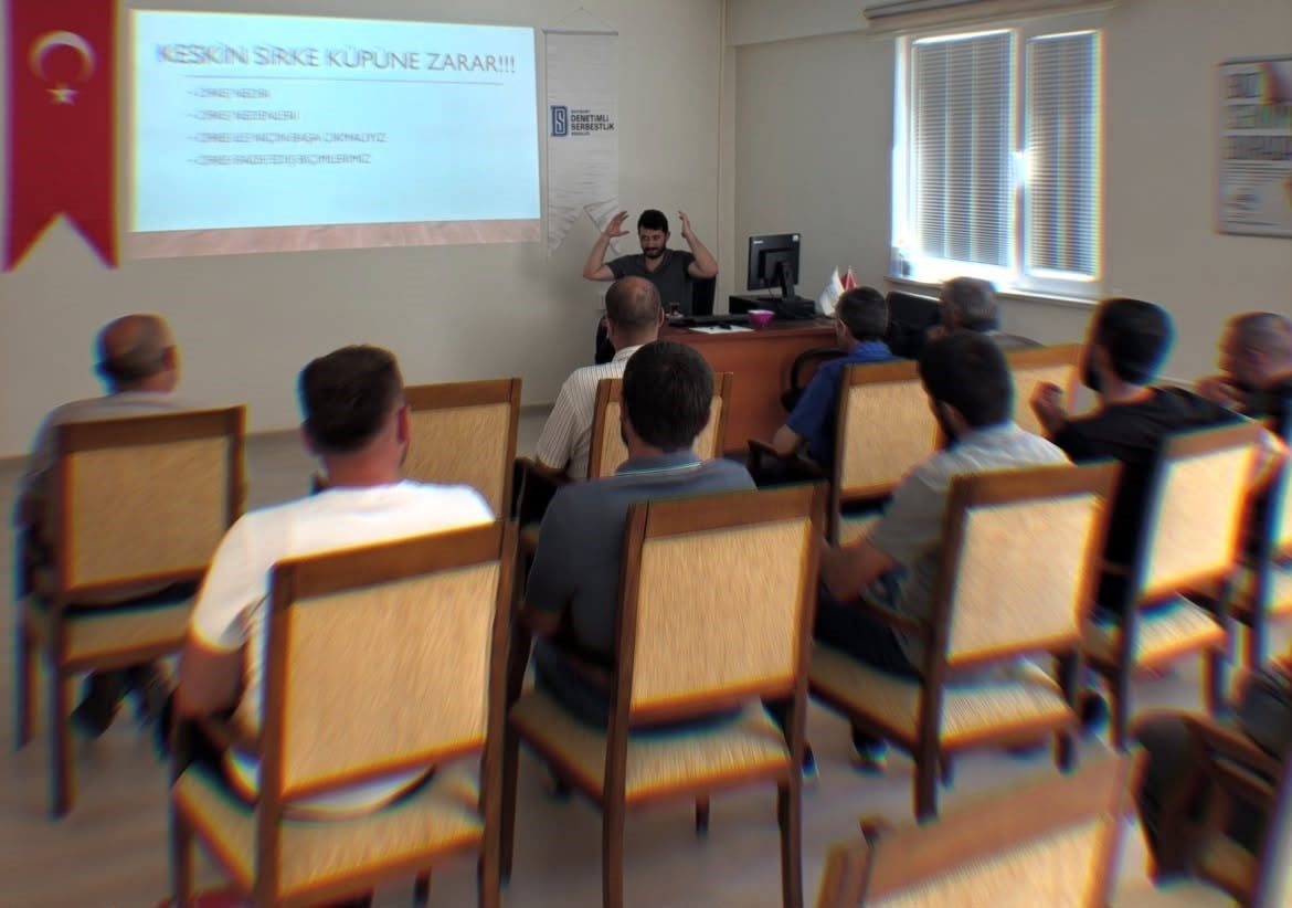 DSM'DE ‘ÖFKE VE ÖFKE İLE BAŞA ÇIKMA’ SEMİNERİ DÜZENLENDİ