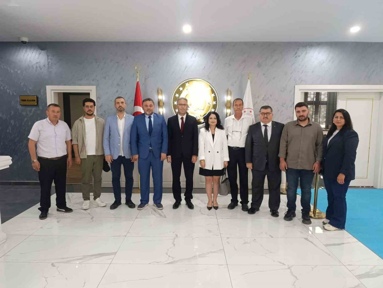DÜZCE ÇALIŞAN GAZETECİLER CEMİYETİ (DÇGC) YÖNETİM KURULU İLE KENTTE FAALİYET GÖSTEREN BASIN...